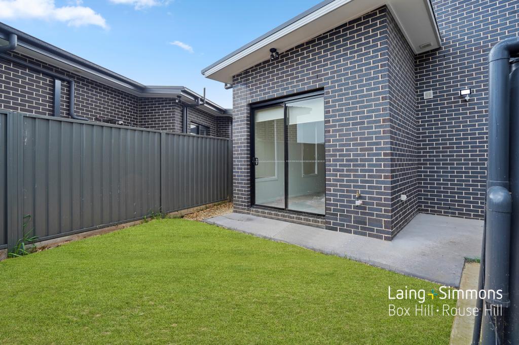 8b Burrough St, Catherine Field, NSW 2557