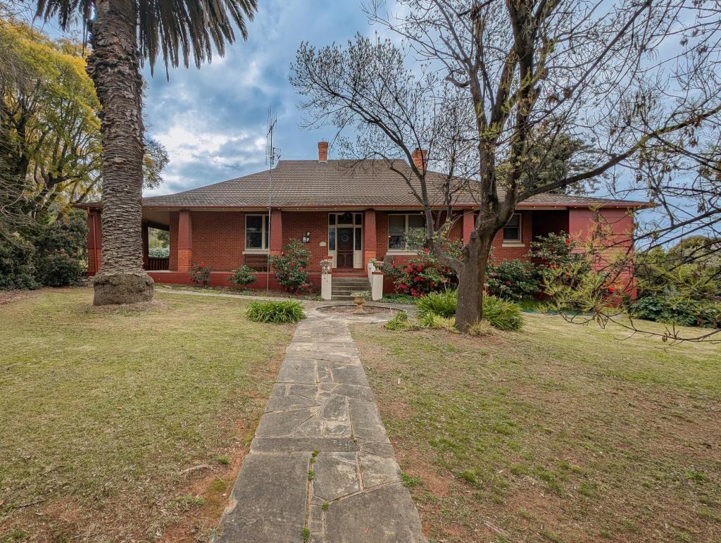 1 Weaver St, Boort, VIC 3537