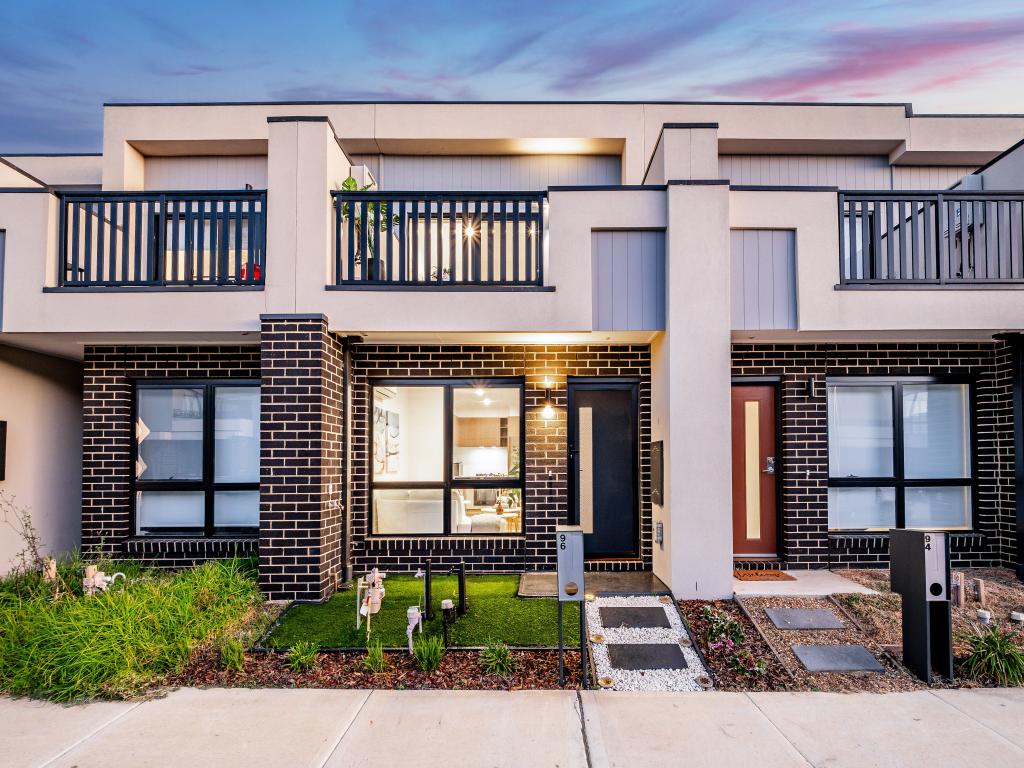 96 Fusion Cct, Cranbourne West, VIC 3977