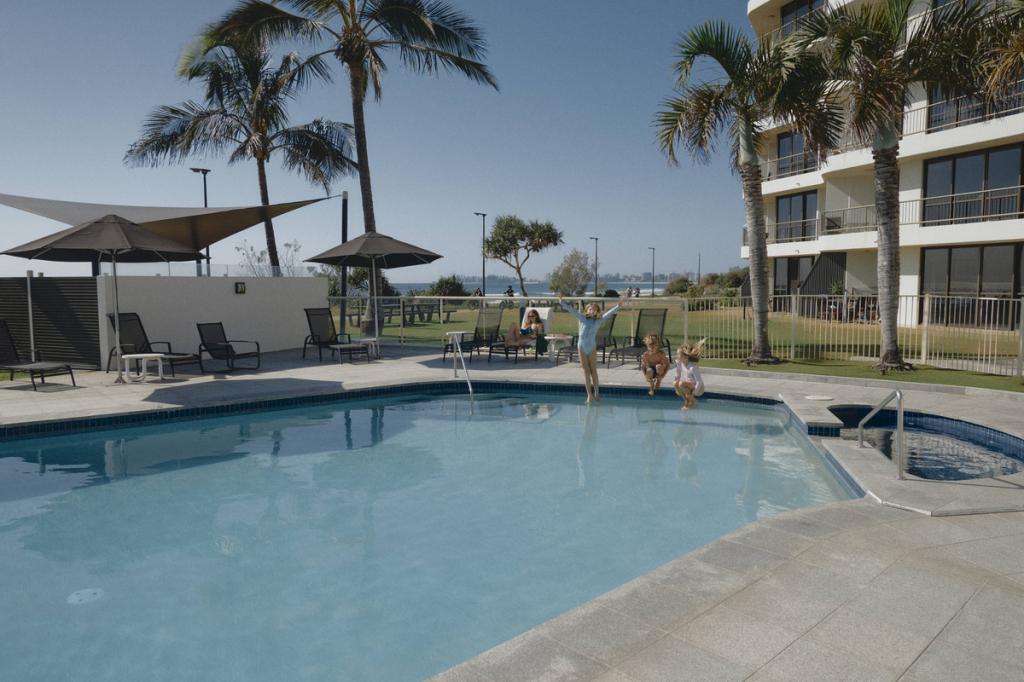 2/387 Golden Four Dr, Tugun, QLD 4224