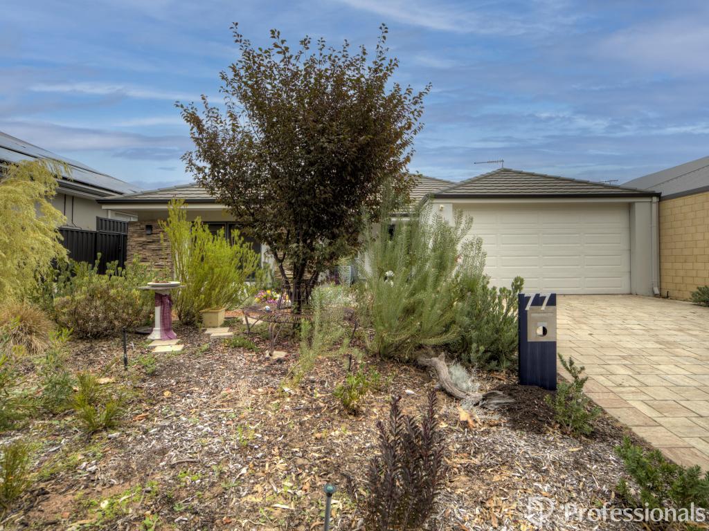 77 Greenslope Dr, Bushmead, WA 6055