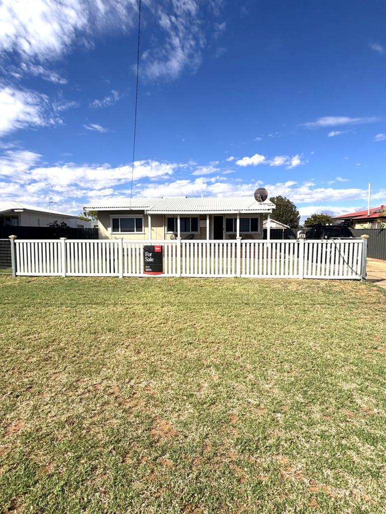 61 Hubble St, South Carnarvon, WA 6701