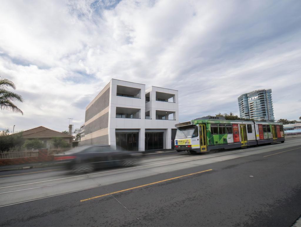 8/622 SYDNEY RD, COBURG, VIC 3058