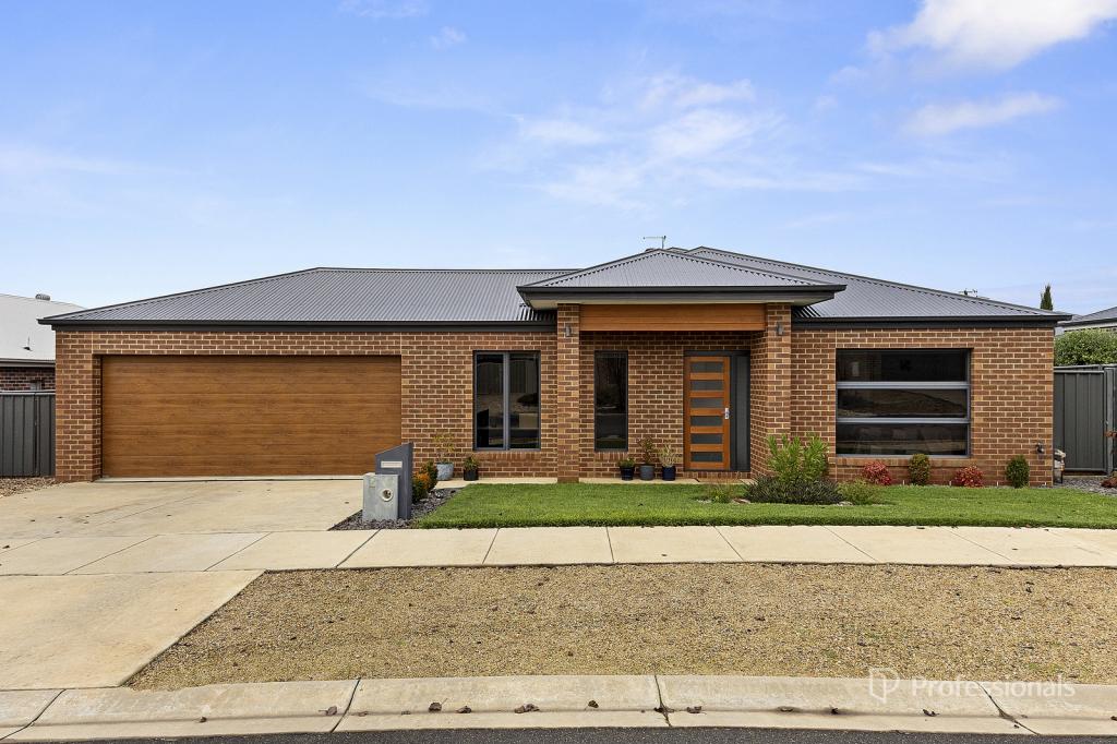 2 Chisholm St, Maryborough, VIC 3465