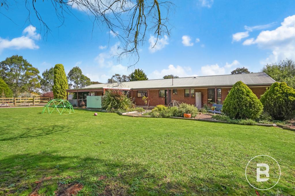 35 Whites Rd, Cardigan, VIC 3352