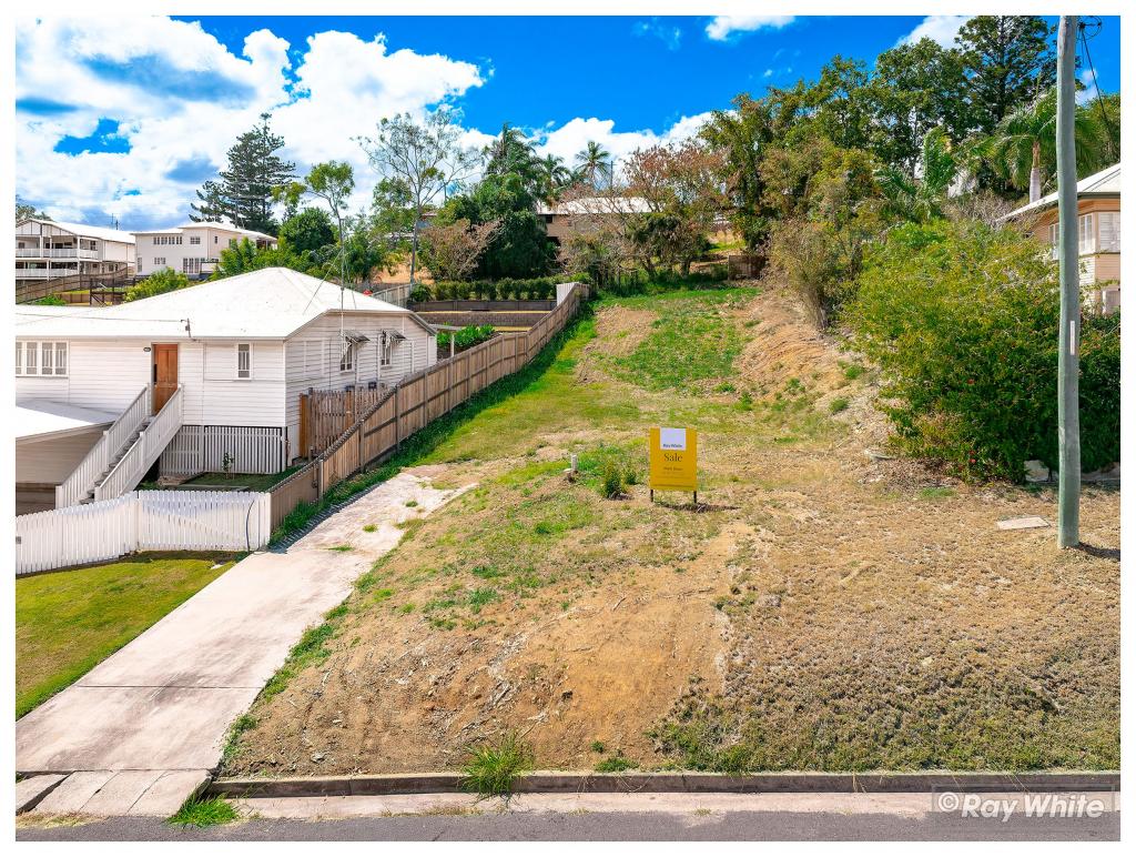 21 WENTWORTH TCE, THE RANGE, QLD 4700