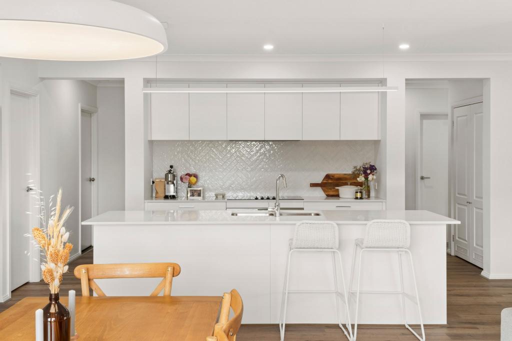 44 Mills Rd, Cobden, VIC 3266