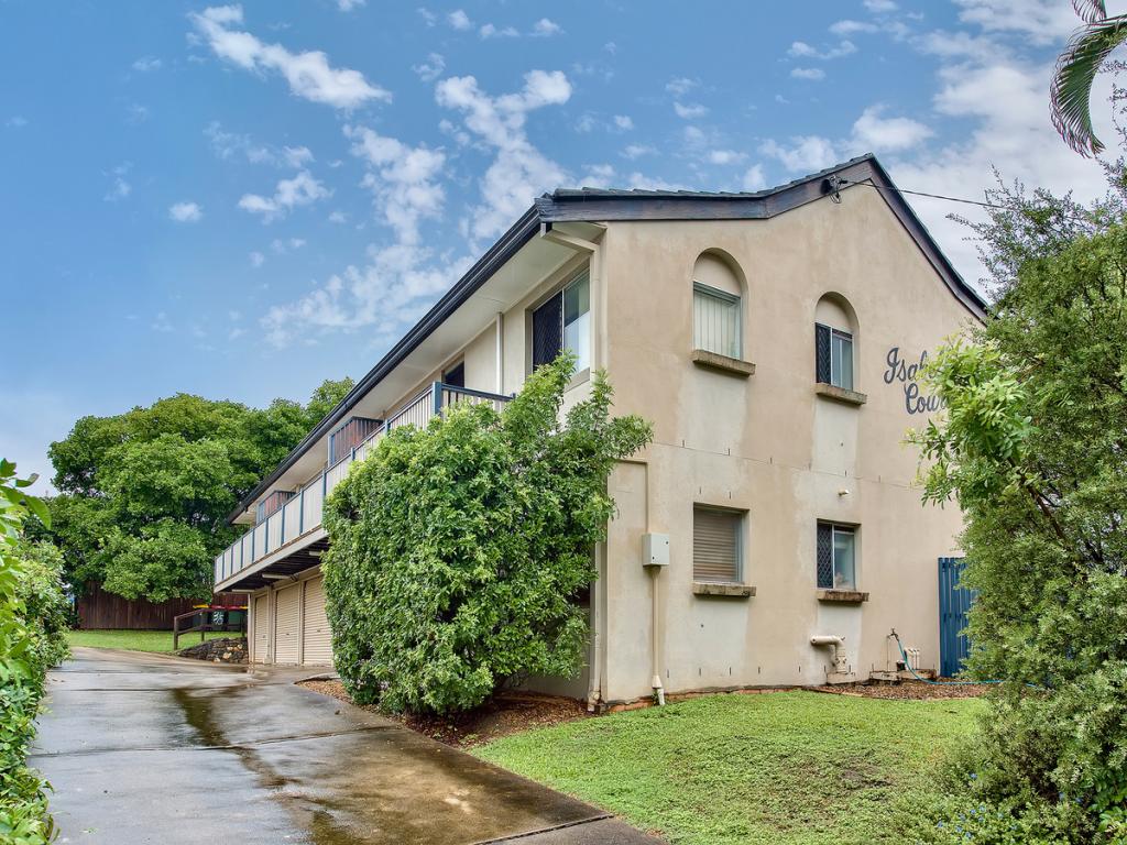 3/5 Curwen Tce, Chermside, QLD 4032