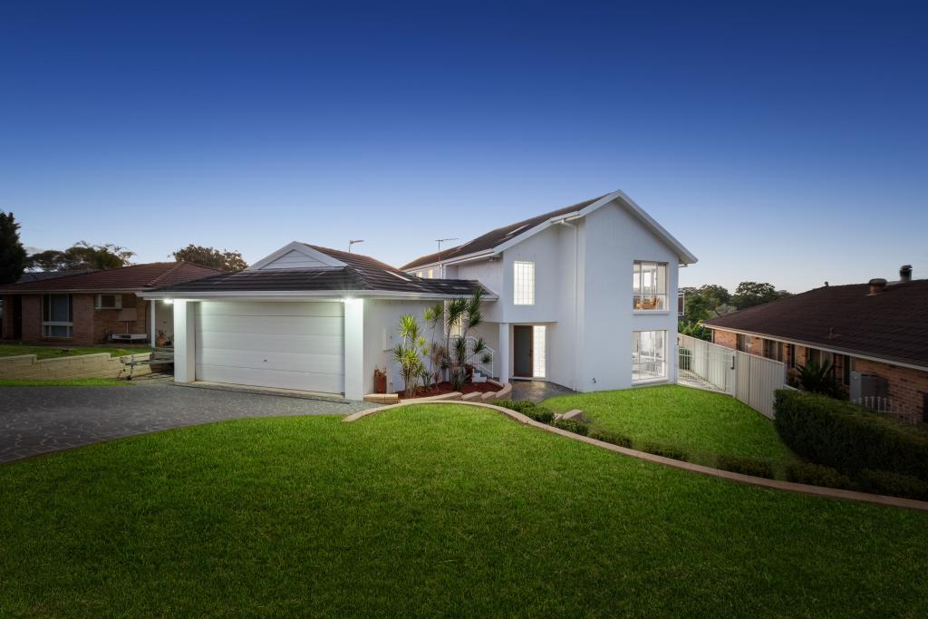 10 Heliodor Pl, Eagle Vale, NSW 2558