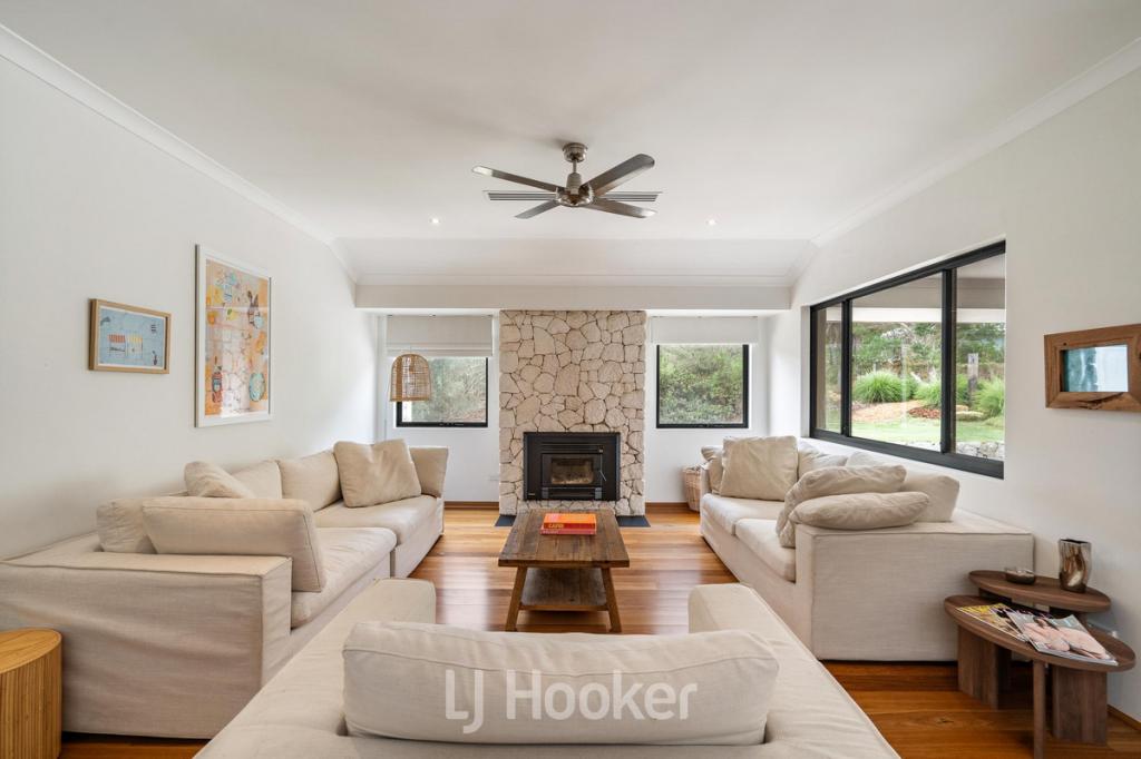 2 Samphire Pl, Dunsborough, WA 6281