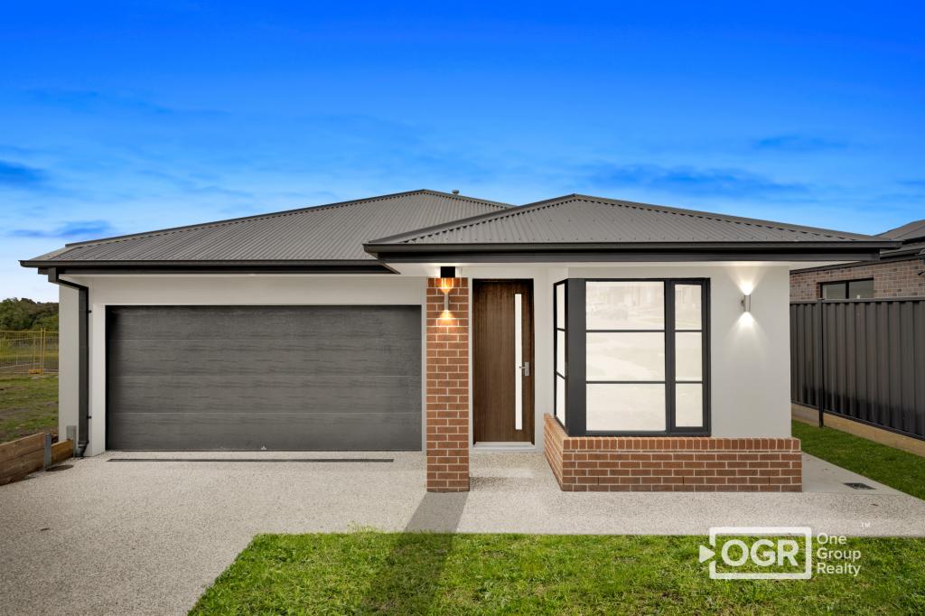 12 SONIA CRES, GREENVALE, VIC 3059