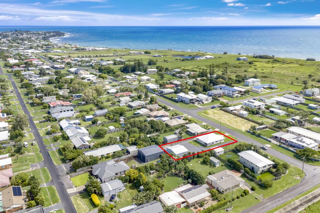 57 Shell St, Burnett Heads, QLD 4670