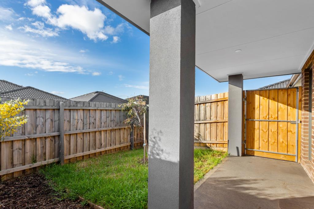 999 Coriander Open, Melton South, VIC 3338