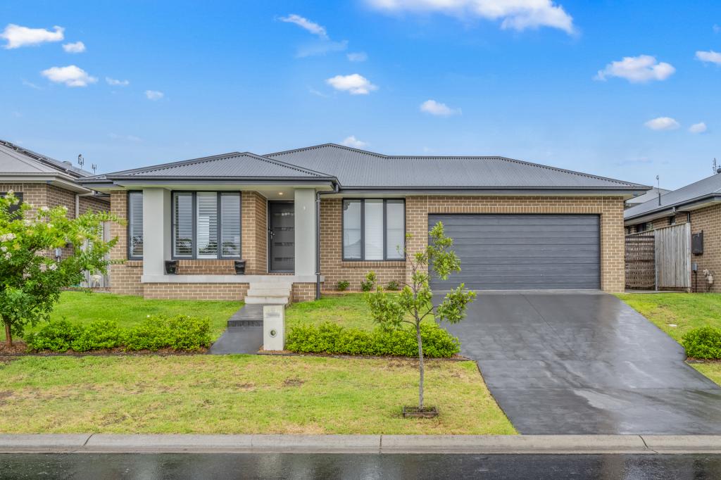 43 Friarbird Rdge, Aberglasslyn, NSW 2320