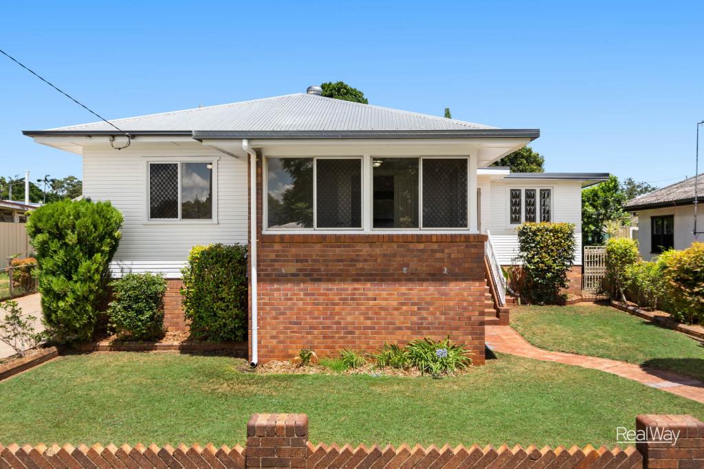 25 Lloyd St, Harristown, QLD 4350
