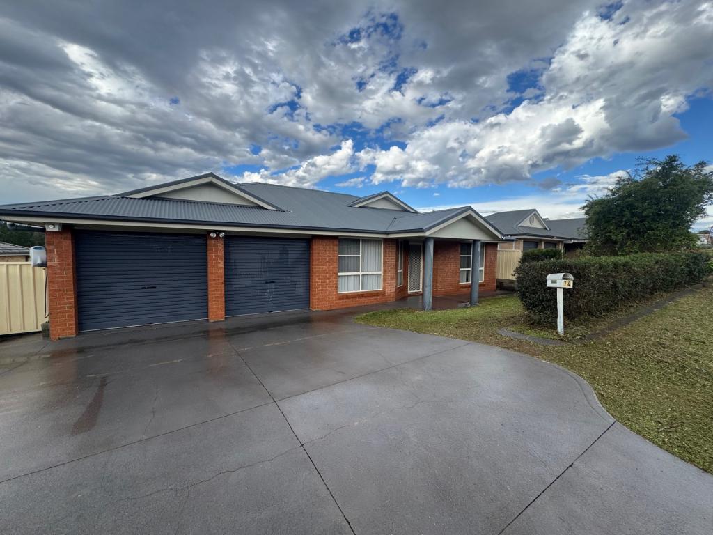 74 OSBORN AVE, MUSWELLBROOK, NSW 2333