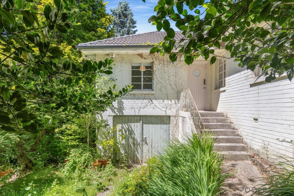 15 EVERGLADES AVE, LEURA, NSW 2780