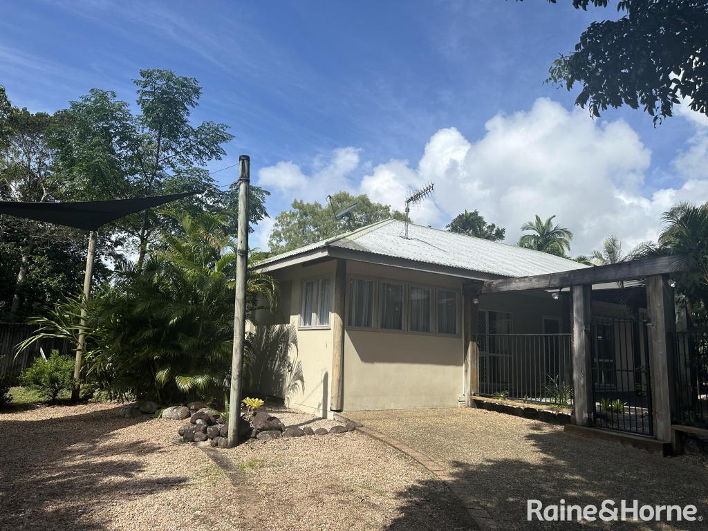 6 Albatross Cl, Cooya Beach, QLD 4873