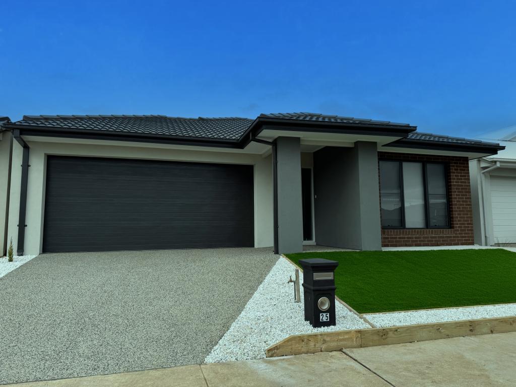 25 Bakanovi Dr, Truganina, VIC 3029