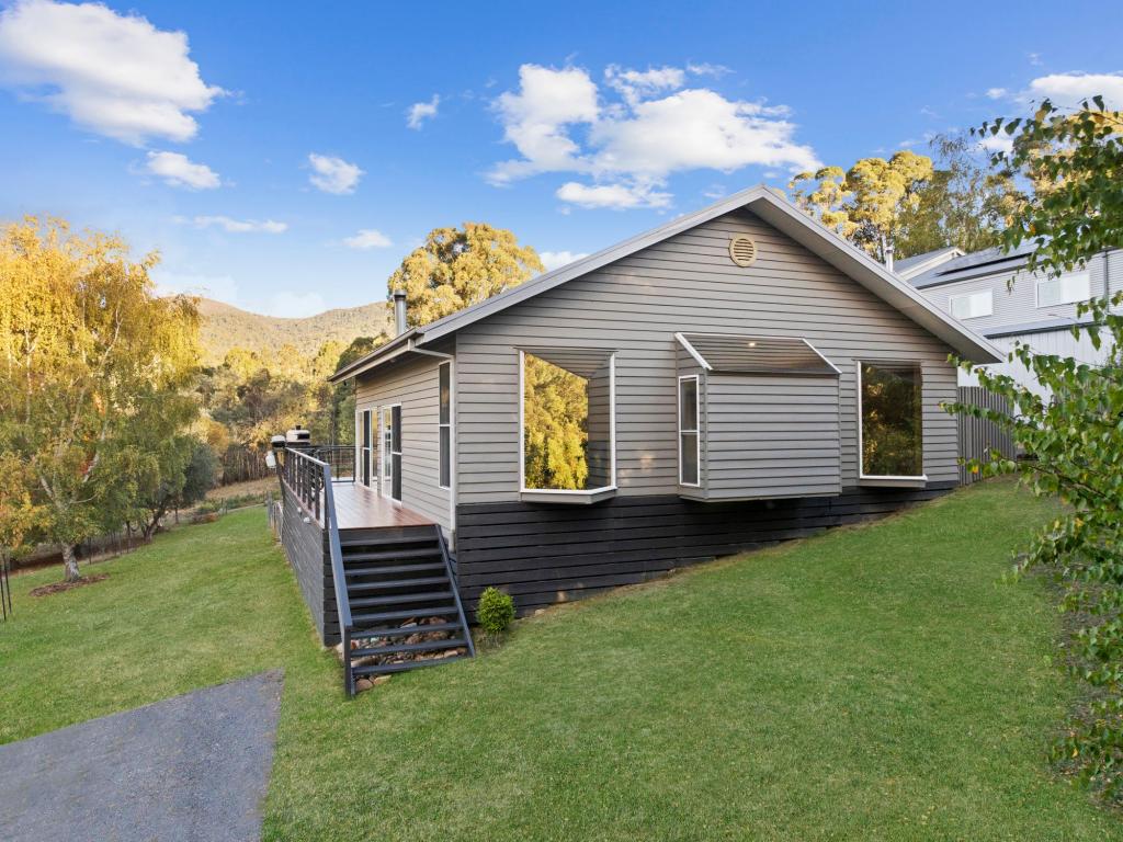 9 Alpine Ridge Dr, Merrijig, VIC 3723