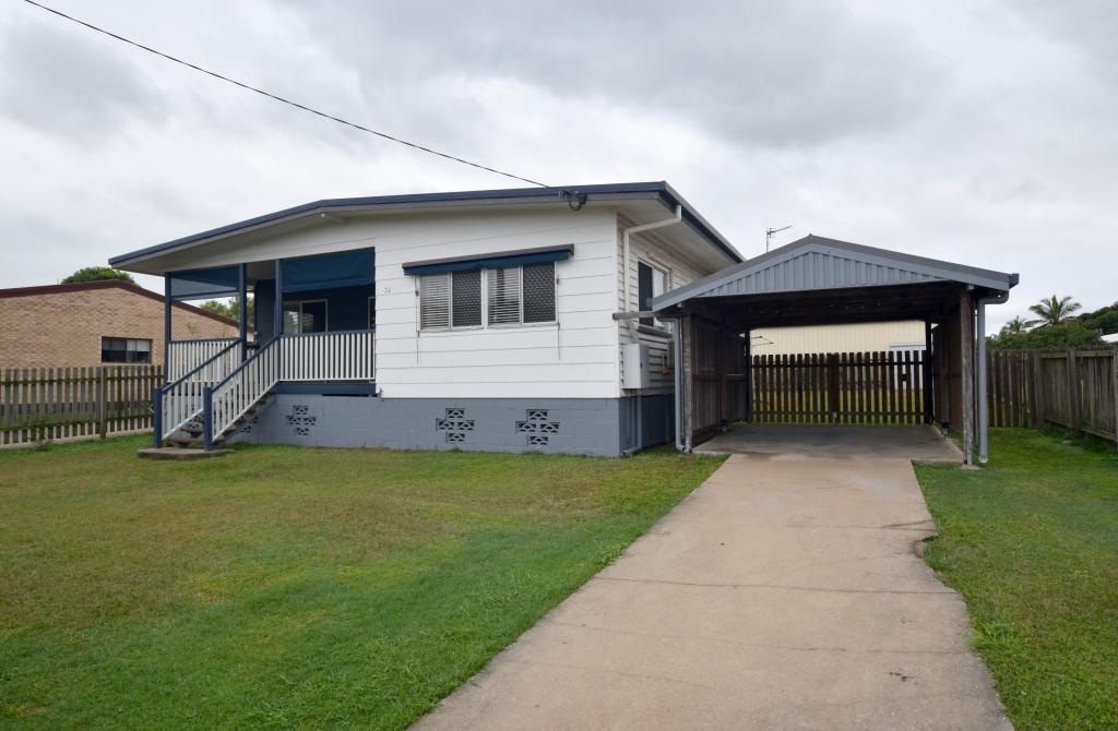 32 Barney St, Barney Point, QLD 4680