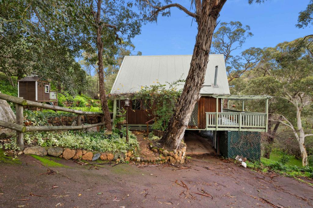 6 Burton Rd, Darlington, WA 6070