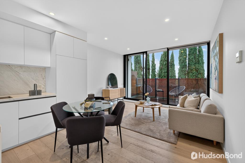 211/6 THIELE ST, DONCASTER, VIC 3108