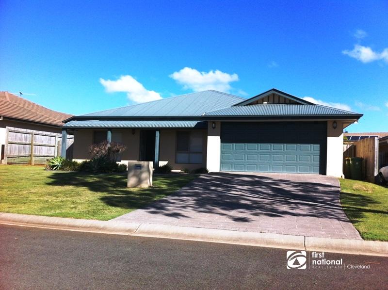 64 Sunningdale Dr, Redland Bay, QLD 4165
