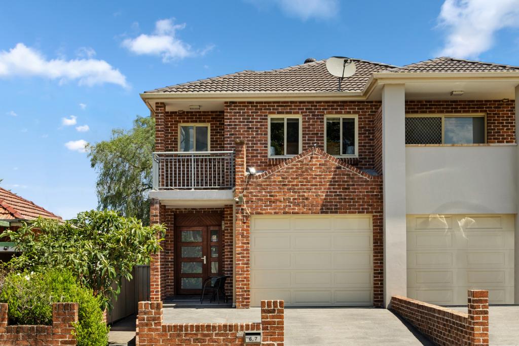 67 Wilbur St, Greenacre, NSW 2190