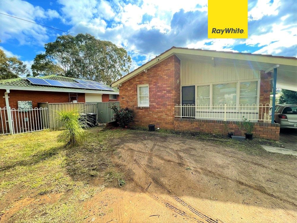 49 Lindesay St, Campbelltown, NSW 2560