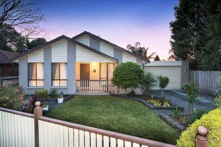 9 Laver Ct, Mill Park, VIC 3082