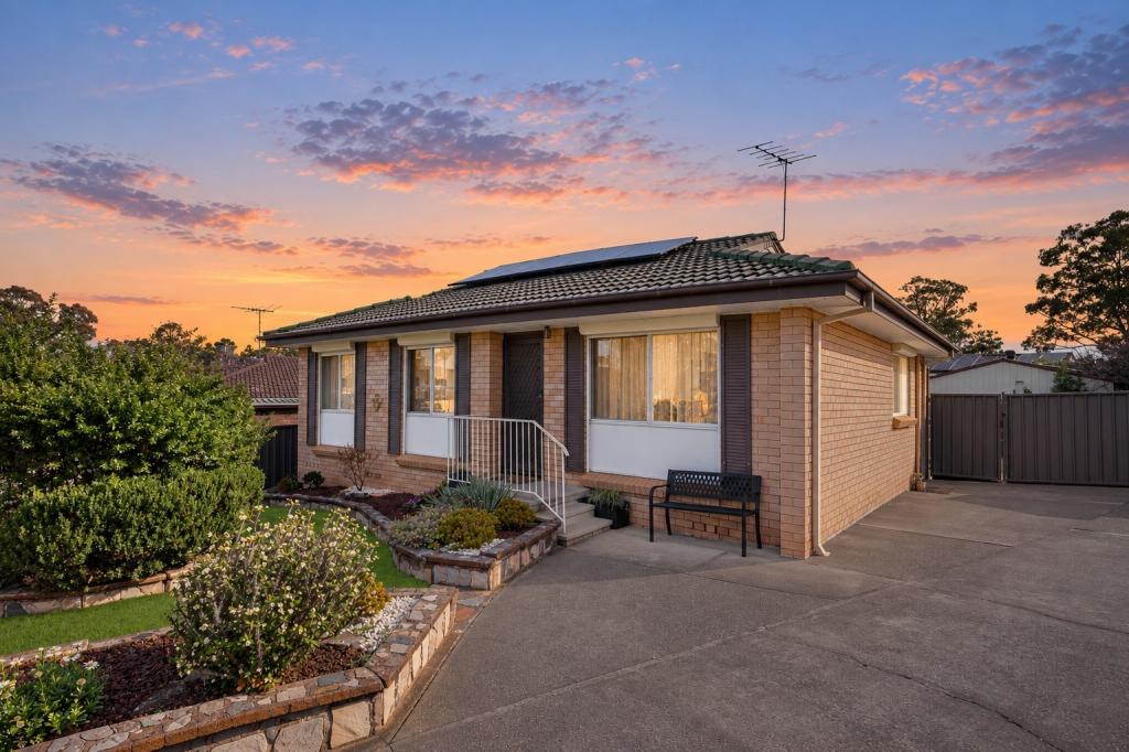 35 Biloolo Rd, Green Valley, NSW 2168