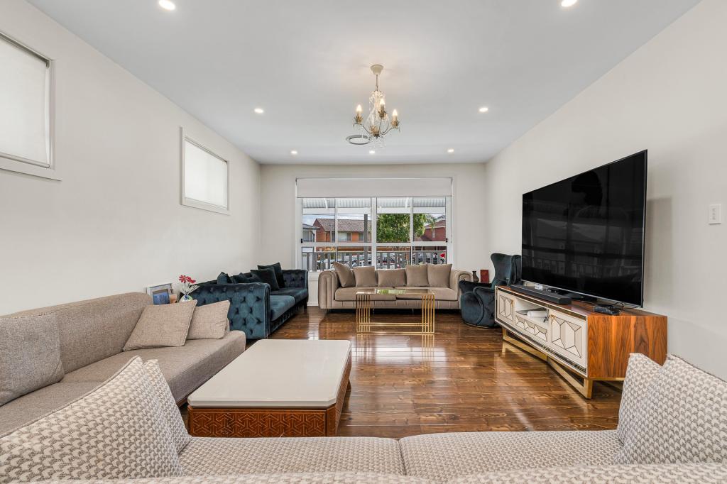 89 Rex Rd, Georges Hall, NSW 2198