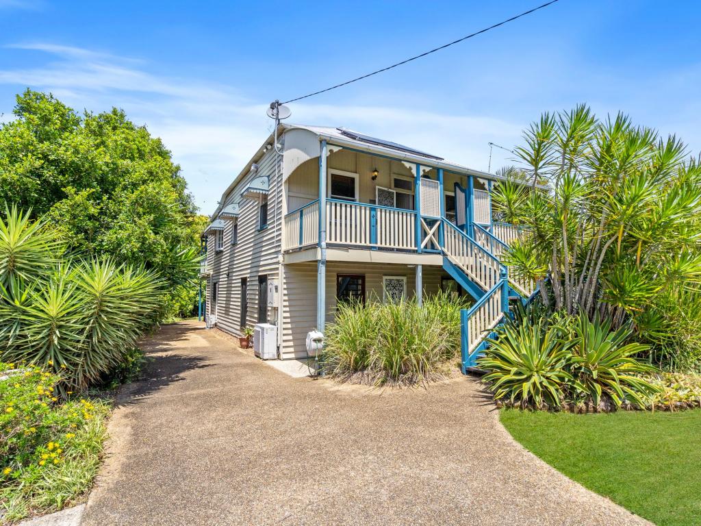 54 GLENORA ST, WYNNUM, QLD 4178