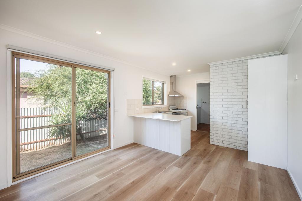 1/3 Glendaloch Ct, Lavington, NSW 2641