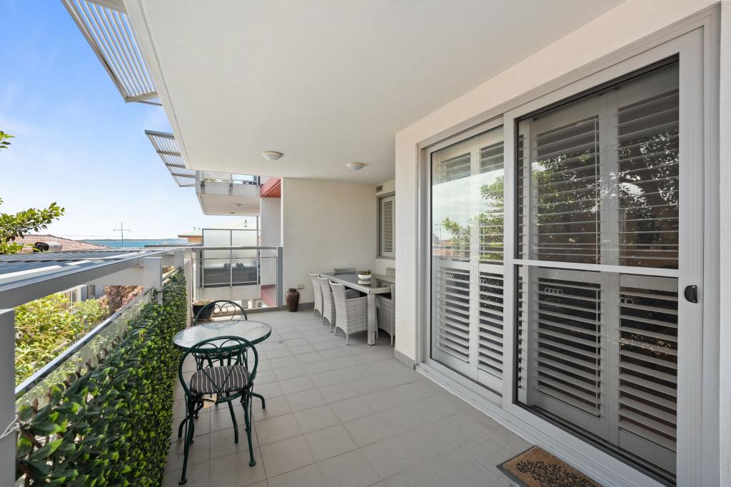 8/102 Kent St, Rockingham, WA 6168