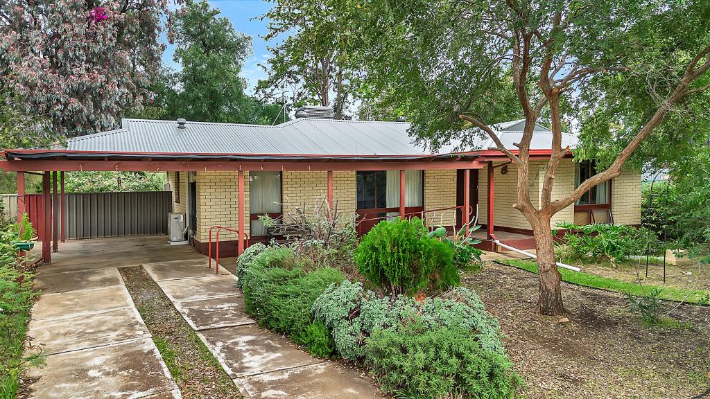 18 Cawarra Cres, Paralowie, SA 5108