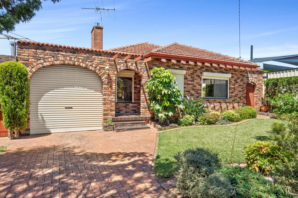 204 Bonds Rd, Riverwood, NSW 2210