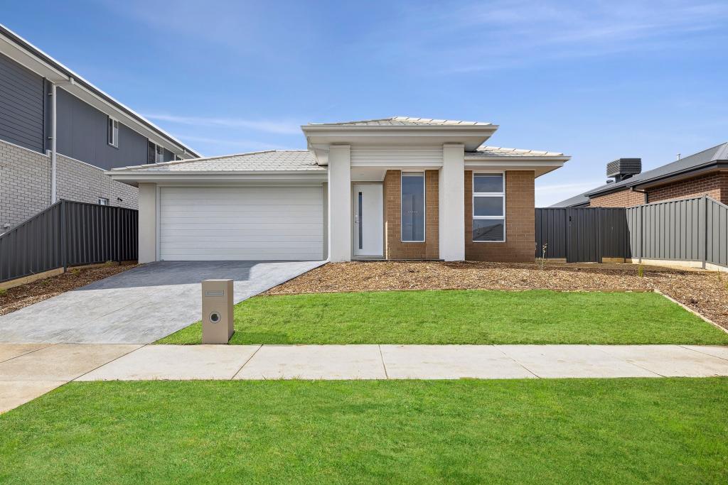 13 Butler St, Lucas, VIC 3350