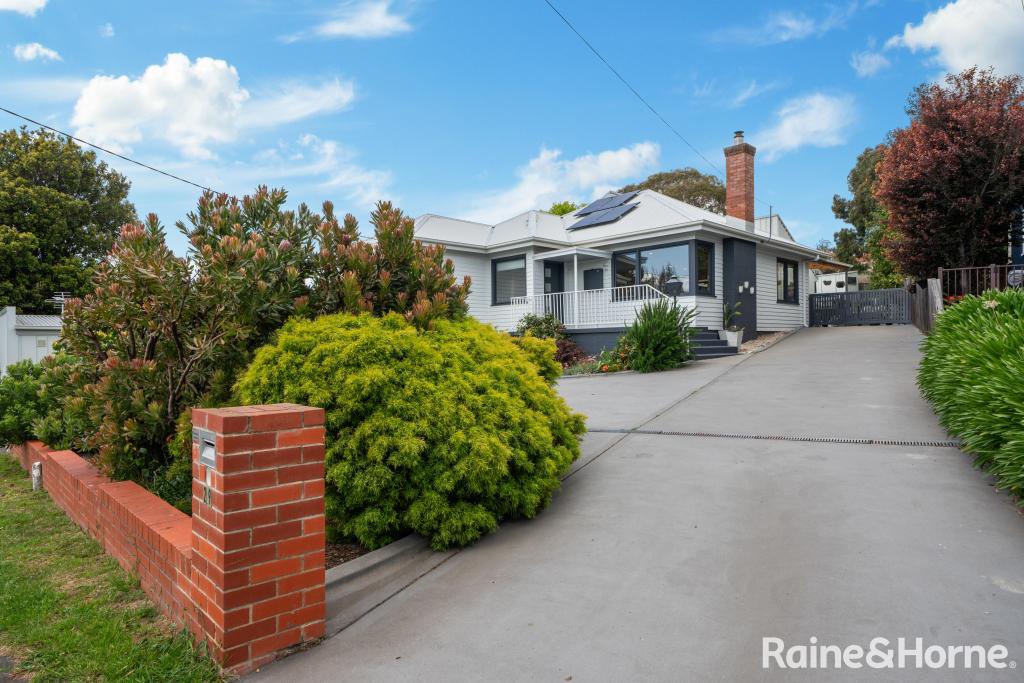 29 Loatta Rd, Lindisfarne, TAS 7015