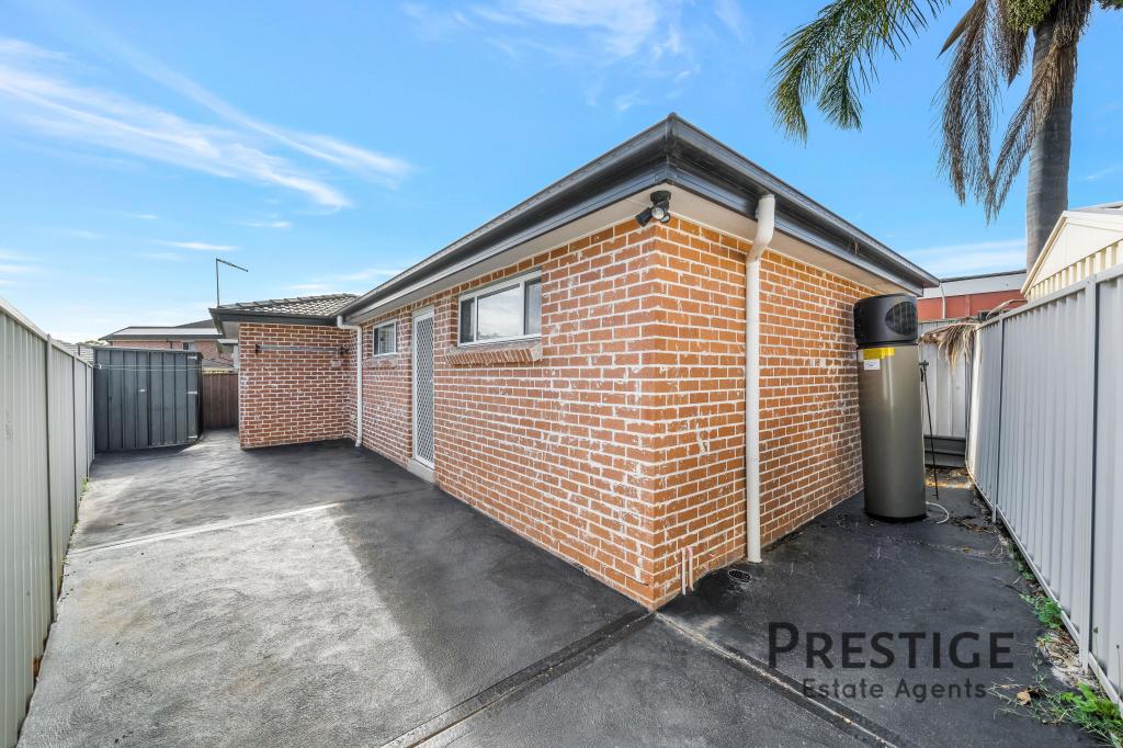 28a Condello Cres, Edensor Park, NSW 2176