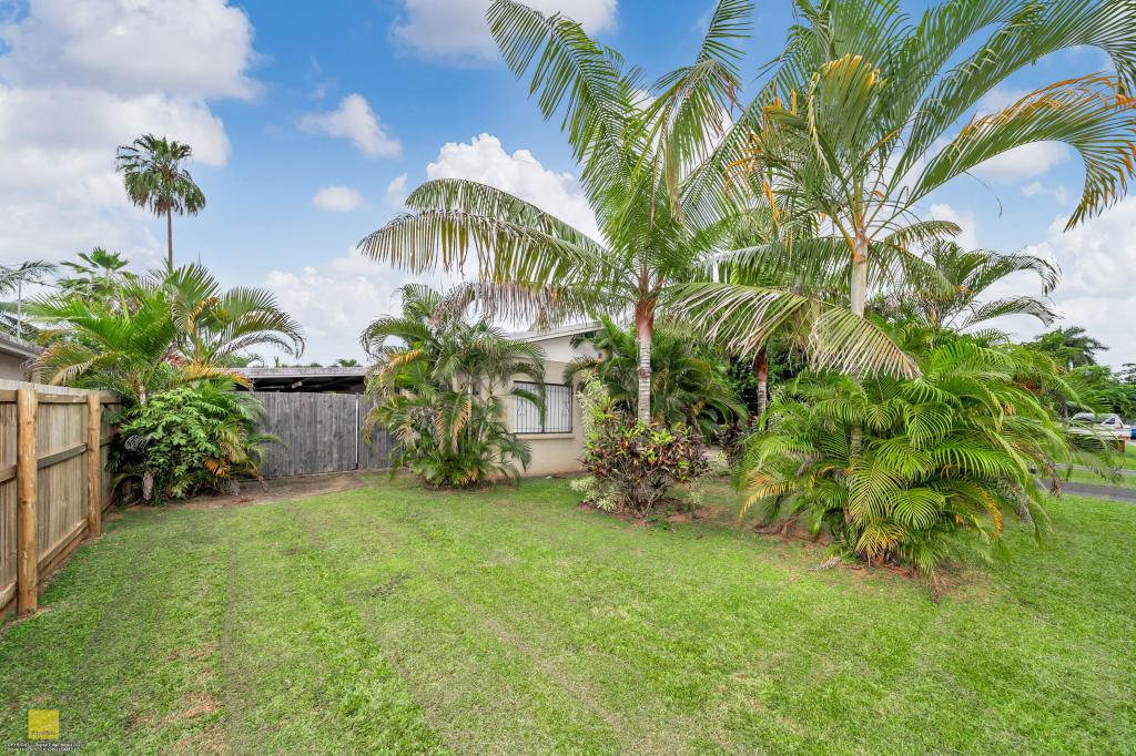77 Bathurst Dr, Bentley Park, QLD 4869