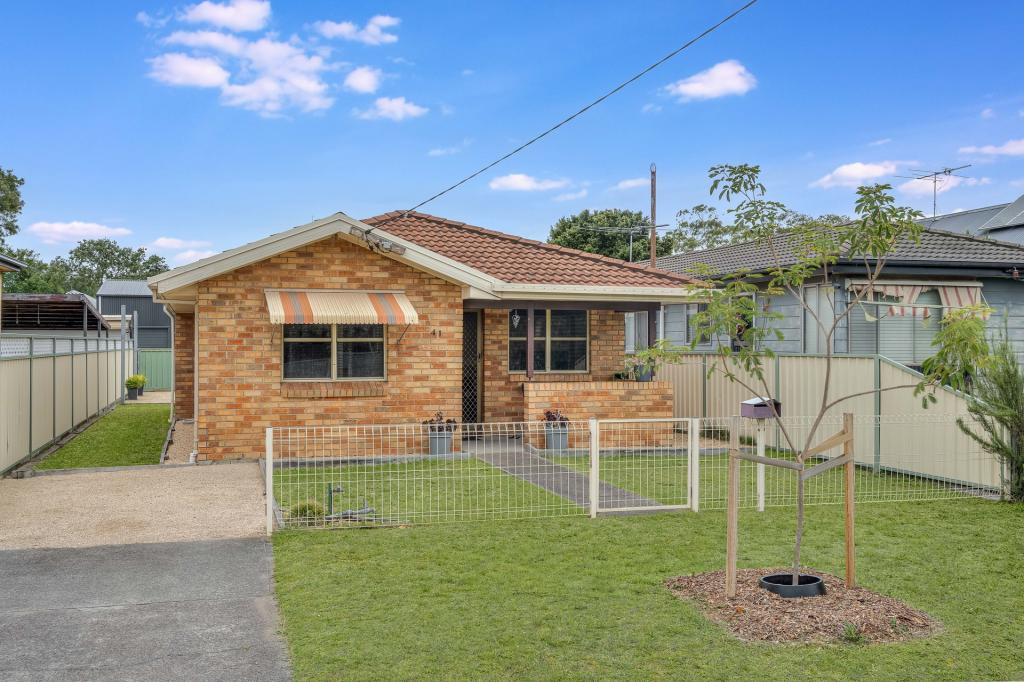 41 Holt St, Mayfield East, NSW 2304
