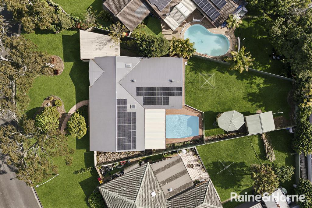 13 Cocos Palm Dr, Bomaderry, NSW 2541