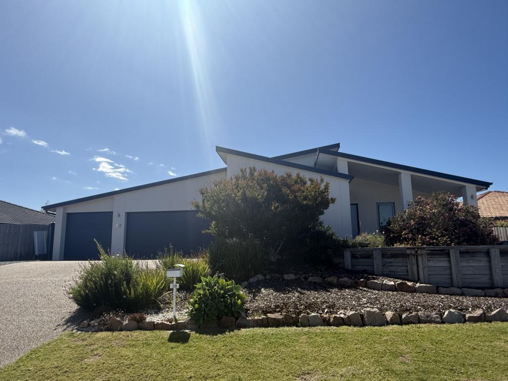 23 Norman Ct, Lakes Entrance, VIC 3909