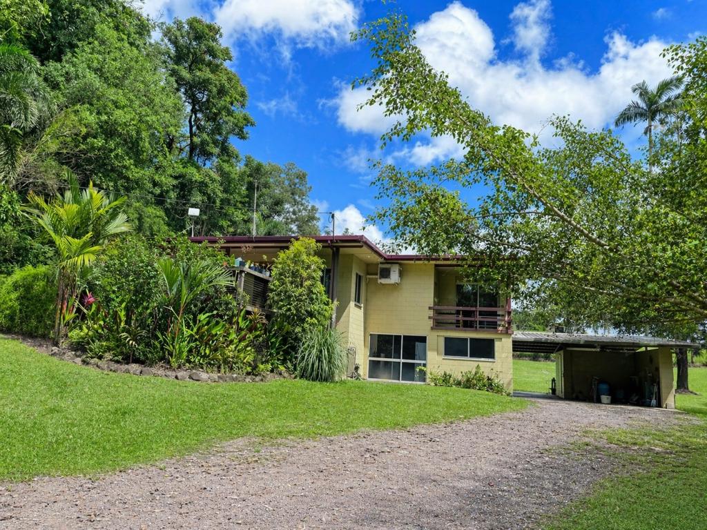 6 Lloyd Bell Rd, Merryburn, QLD 4854