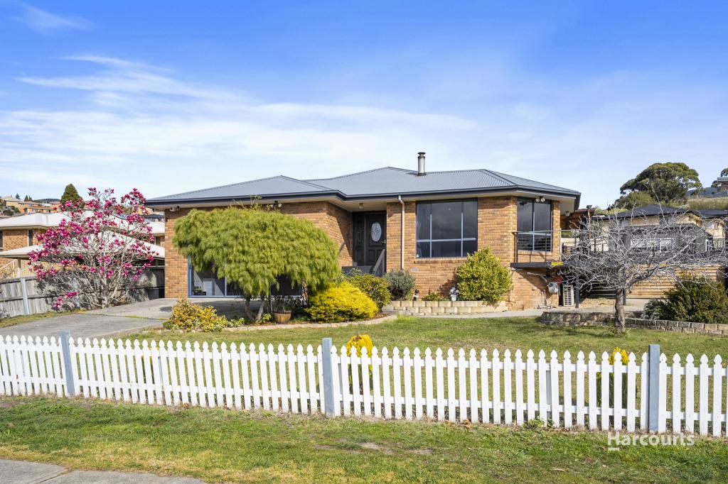 29 BALTONSBOROUGH RD, AUSTINS FERRY, TAS 7011