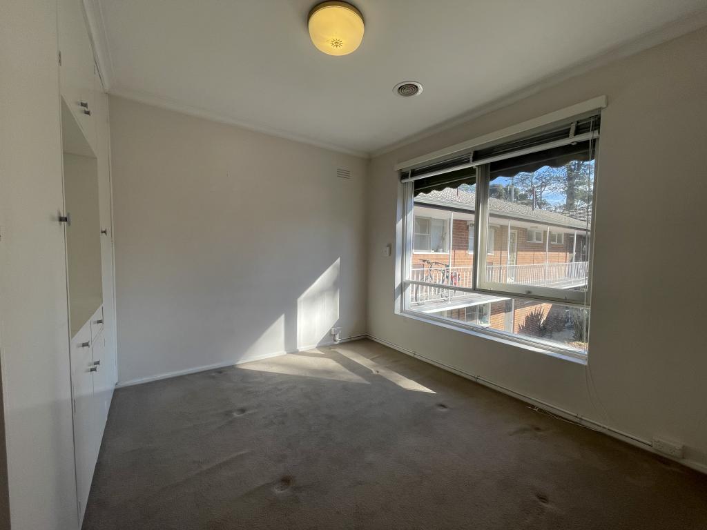 8/143 Locksley Rd, Eaglemont, VIC 3084