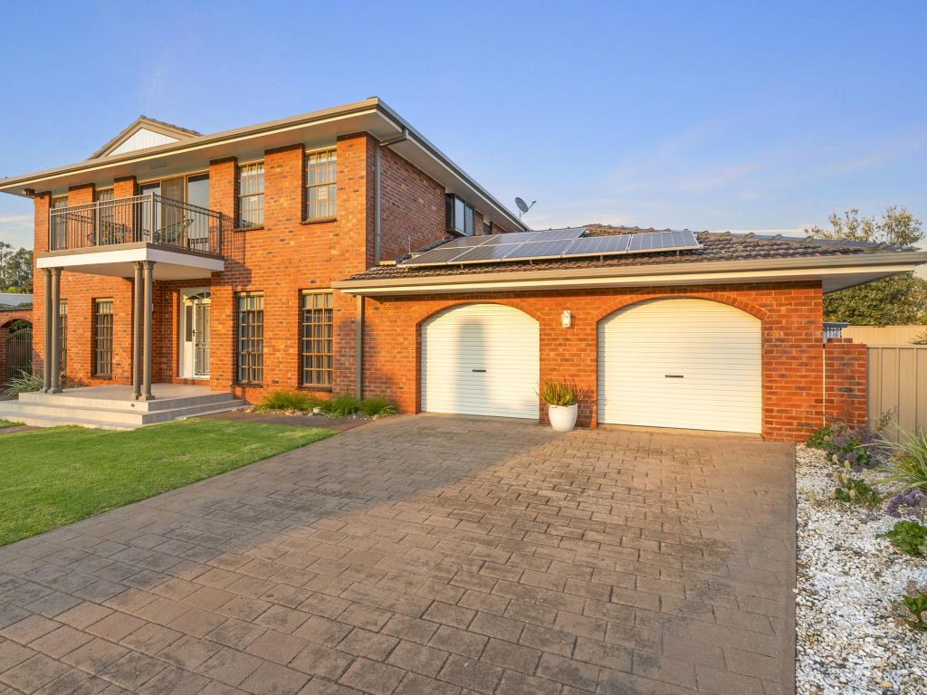 5 Athol White Ct, Tocumwal, NSW 2714