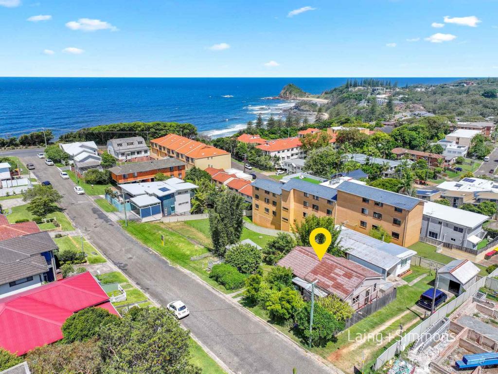 8 ELIZABETH ST, PORT MACQUARIE, NSW 2444